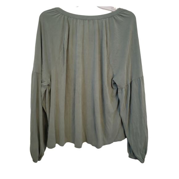 Lucky Brand Soft Green Longsleeve Notched Neck Sandwash Top XL Peasant Prairie‎ - Picture 4 of 16